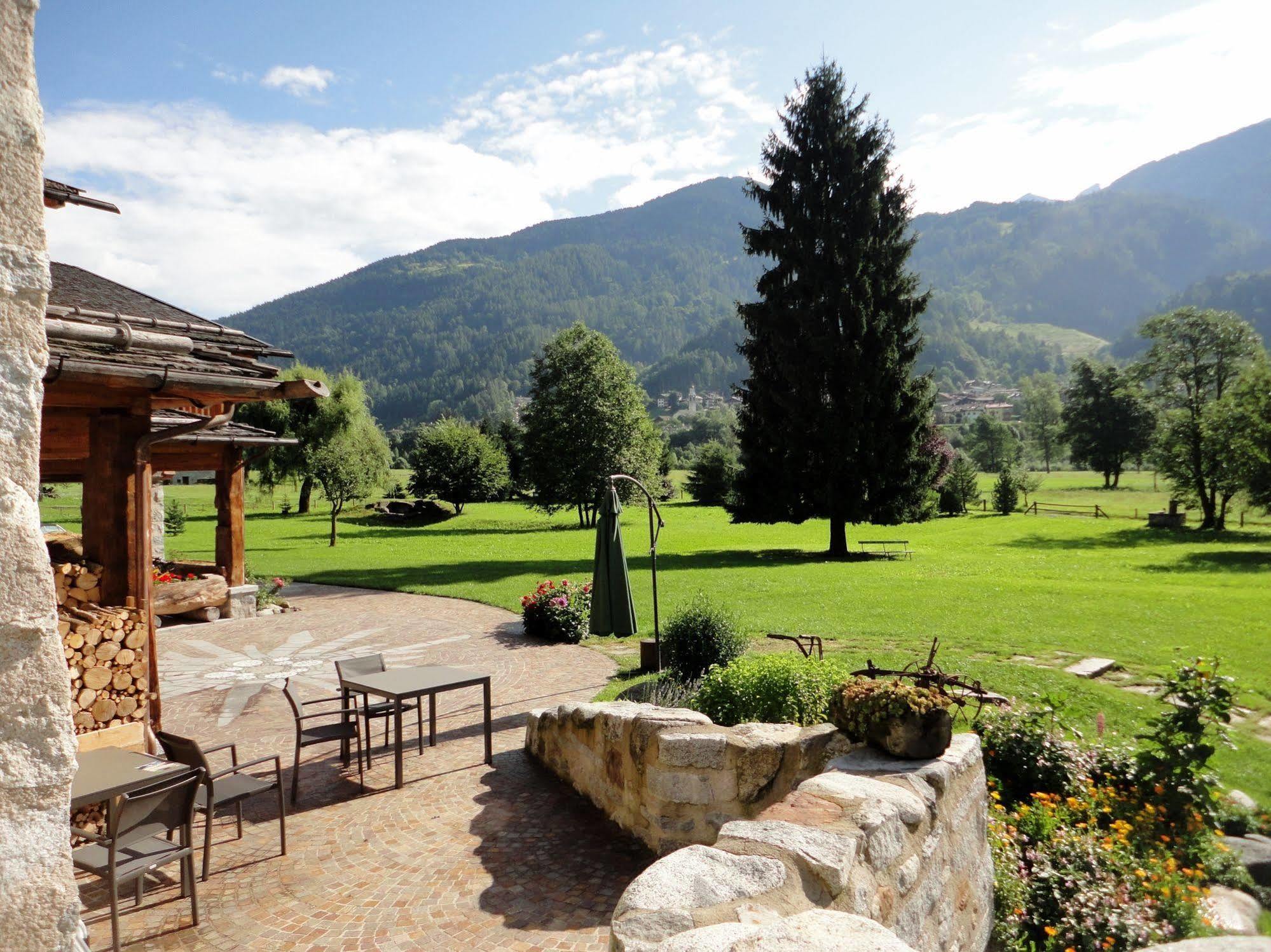 Hotel Maso Del Brenta Caderzone Exterior foto